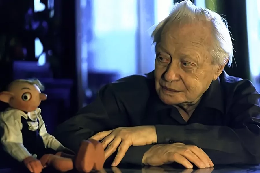 Аниматор және мүсінші