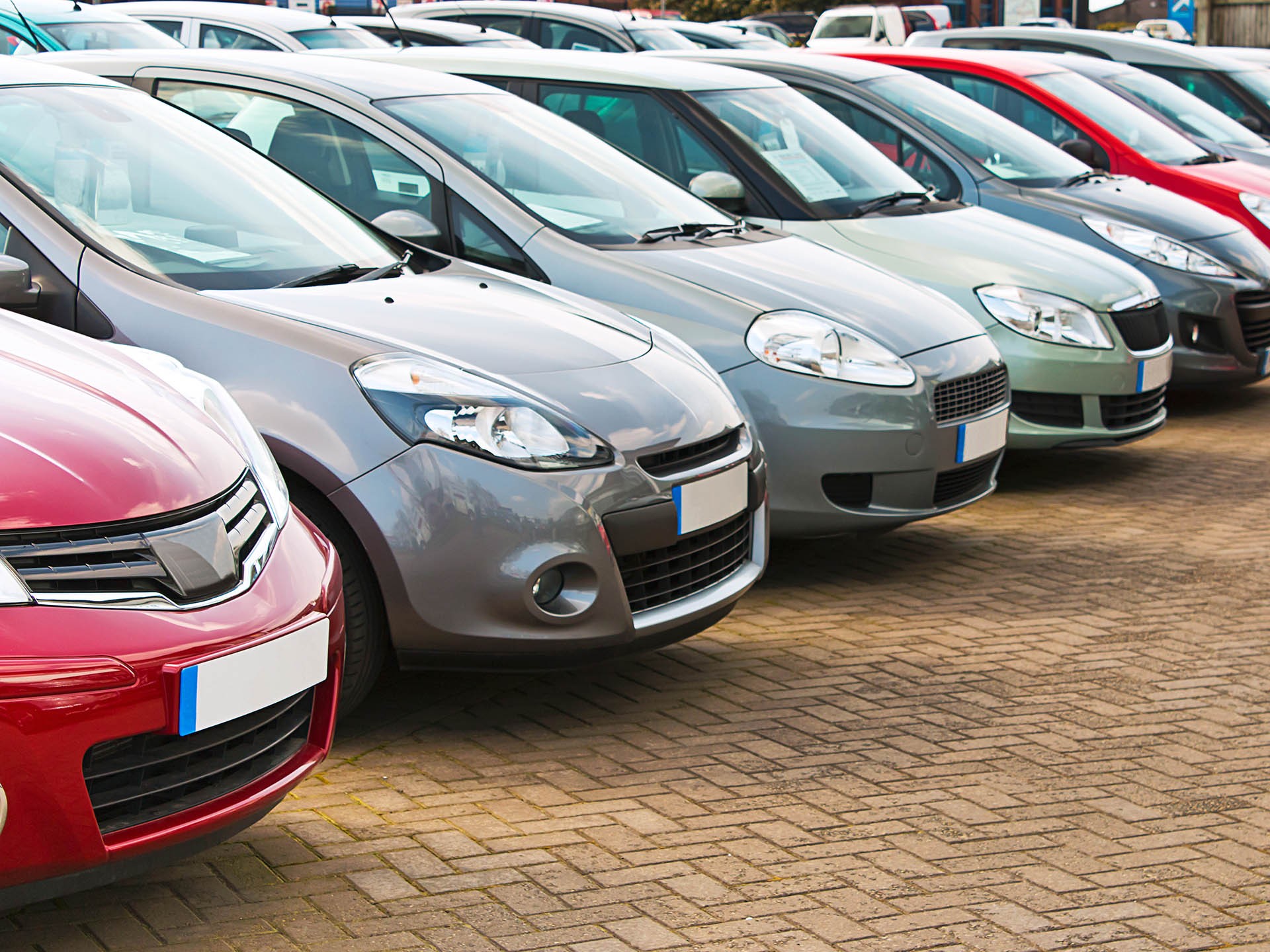 Автомобили с пробегом